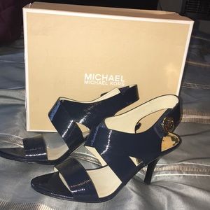 Valentines discount! Beautiful MK heels